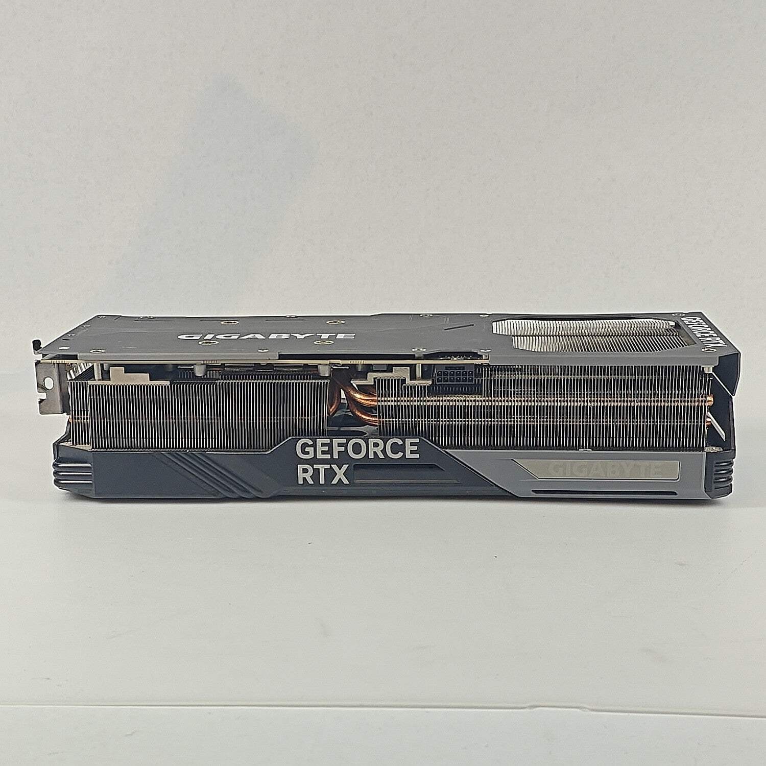 BH BUY 2 GET 1 FREE Gigabyte G - Rtx 4090 24Gb Graphics Card 评论和价格